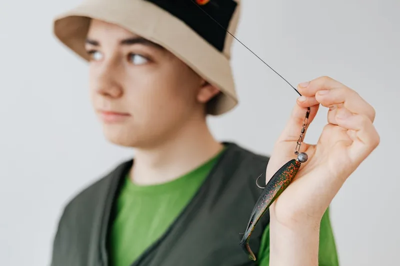 fishing leader fluorocarbon rig ,  photo from Pexels