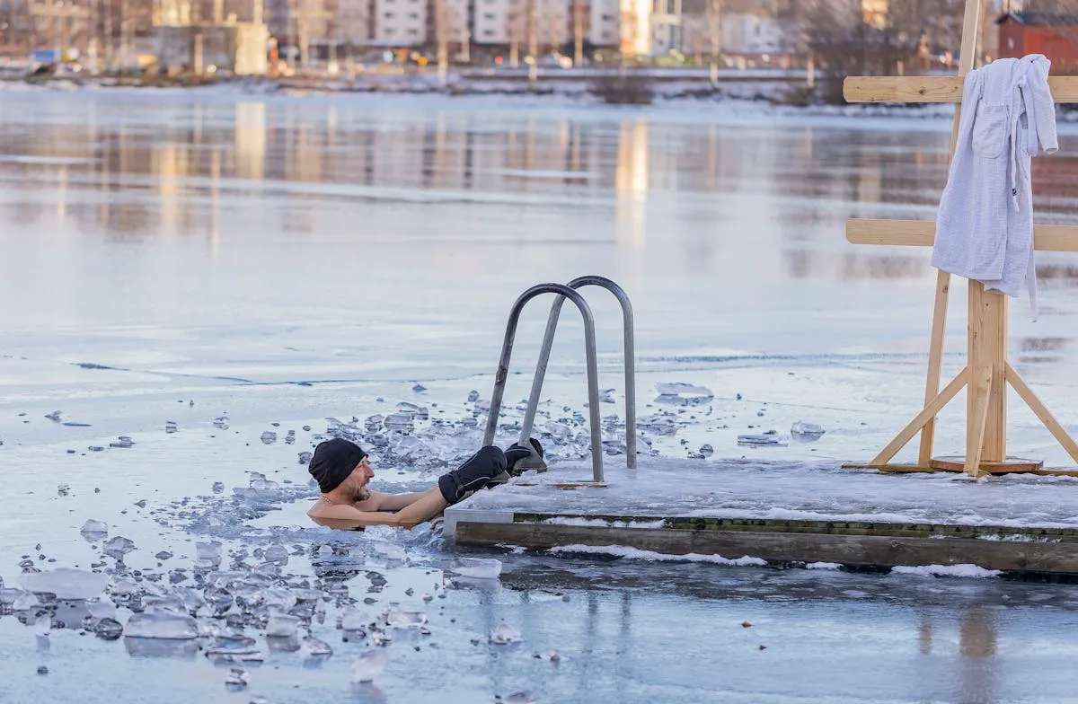 frozen lake winter ice fishing scene — photo from Pexels